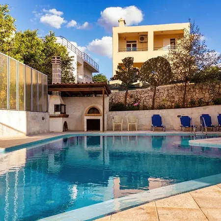 Wonderful In Chania With Private Pool, Panoramic Sea Views & Spacious Interiors * Ájosz Onúfriosz