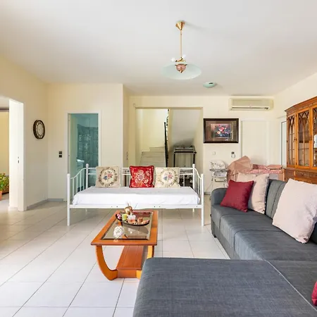 Wonderful In Chania With Private Pool, Panoramic Sea Views & Spacious Interiors Villa *