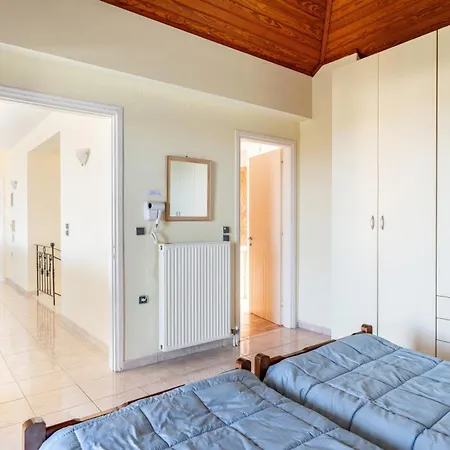 Wonderful In Chania With Private Pool, Panoramic Sea Views & Spacious Interiors Villa *