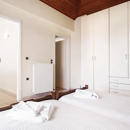 Wonderful In Chania With Private Pool, Panoramic Sea Views & Spacious Interiors Vila