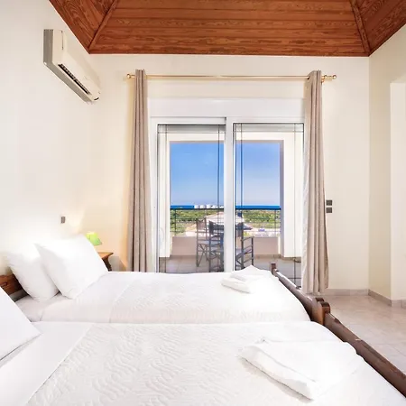 Villa Wonderful In Chania With Private Pool, Panoramic Sea Views & Spacious Interiors