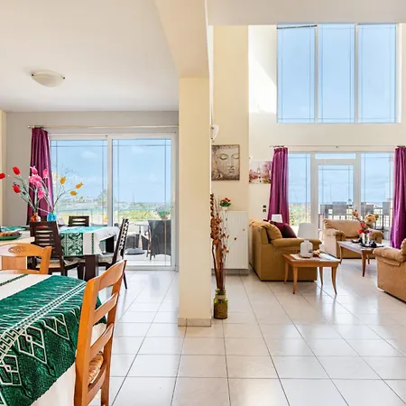Wonderful In Chania With Private Pool, Panoramic Sea Views & Spacious Interiors Villa *