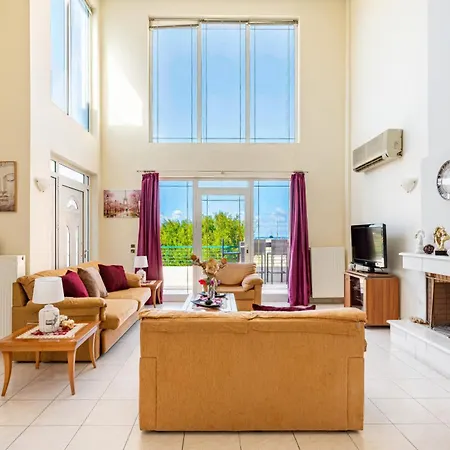 Wonderful In Chania With Private Pool, Panoramic Sea Views & Spacious Interiors
