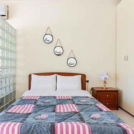 Wonderful In Chania With Private Pool, Panoramic Sea Views & Spacious Interiors *